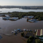 Brasil supera las 100 muertes por inundaciones en la región sur
