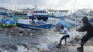 ONU asigna 2.5 mdd a Jamaica tras paso del huracán Beryl