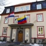 Venezuela cierra embajada tras Nobel a Machado