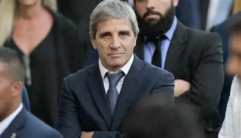 Caputo enfrenta el último pago al FMI y prepara su estrategia para 2026