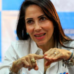 Fiscalía de Ecuador allana inmueble vinculado a Luisa González por investigación de presunto lavado de activos