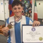 Estudiante argentino triunfa en competencia de la NASA