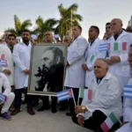 Cuba pierde aliados por programa médico