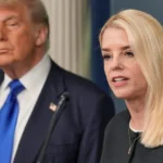 Donald Trump destituye a la fiscal general Pam Bondi