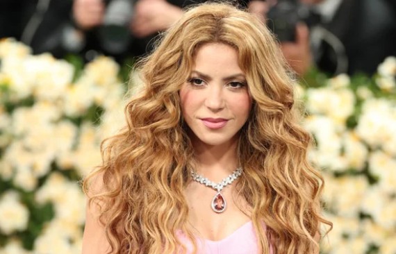 Shakira Hacienda española