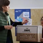 Perú: Las encuestas a boca de urna reflejan un empate técnico en la segunda vuelta