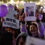 Fanáticos de BTS logran que las autoridades revisen la cancelación de sus conciertos en Chile