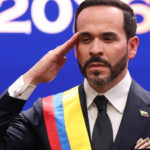 Abelardo de la Espriella asume la presidencia de Colombia en una inédita ceremonia en Cali