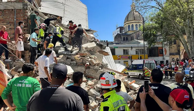 Aumenta muertos terremoto Colombia