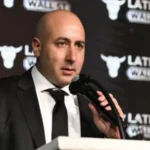 Justicia en Argentina inhibe los bienes de un exasesor de Milei por deuda millonaria