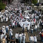 Huelga médica en Paraguay llega a su tercer día consecutivo sin acuerdos oficiales