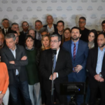 Oposición busca votos para debatir en Diputados la derogación del DNU 70