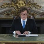 Javier Milei encabeza acto oficial tras anuncios sobre Malvinas y aborda el panorama político