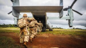 ayuda militar