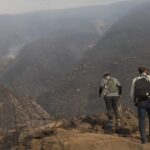 Autoridades combaten sin tregua el incendio en Villa de Leyva provocado por El Niño