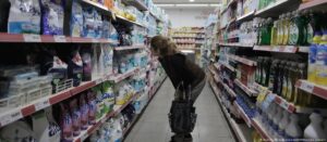 crisis salarios mensuales Argentina